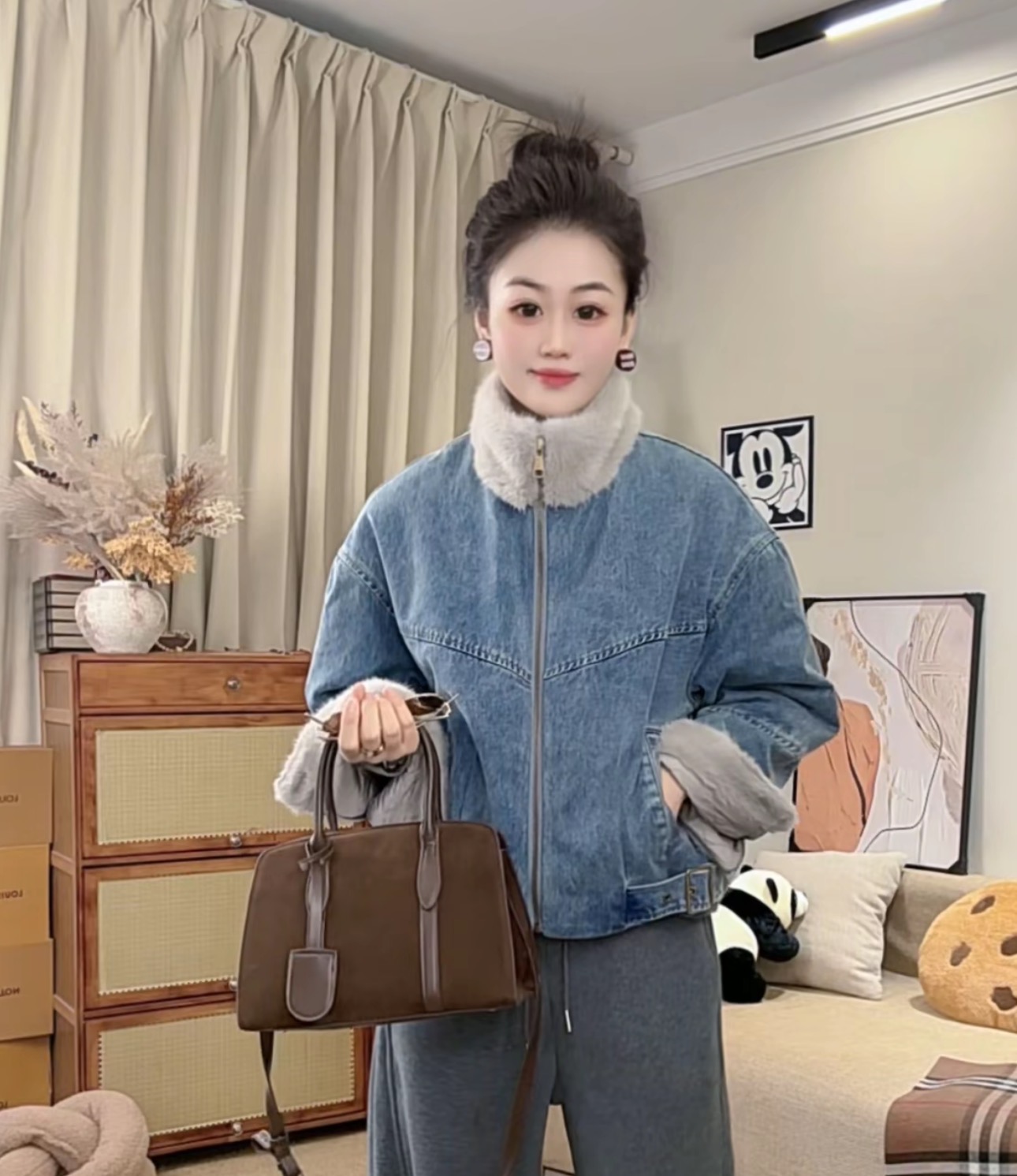 加绒加厚纯色精致牛仔外套新款休闲毛毛拼接棉服时尚洋气派克服潮