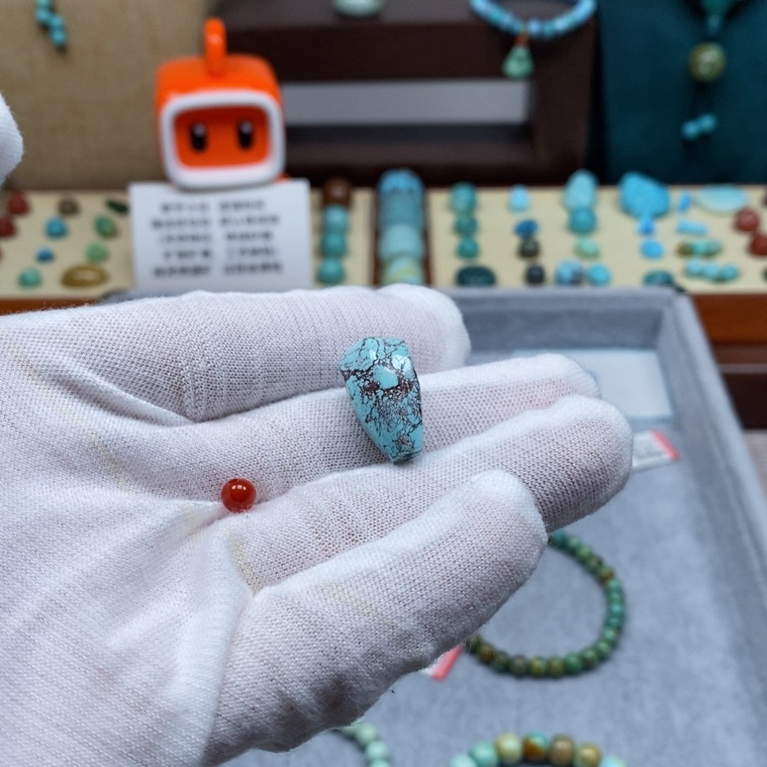 未镶嵌配饰南红玛瑙