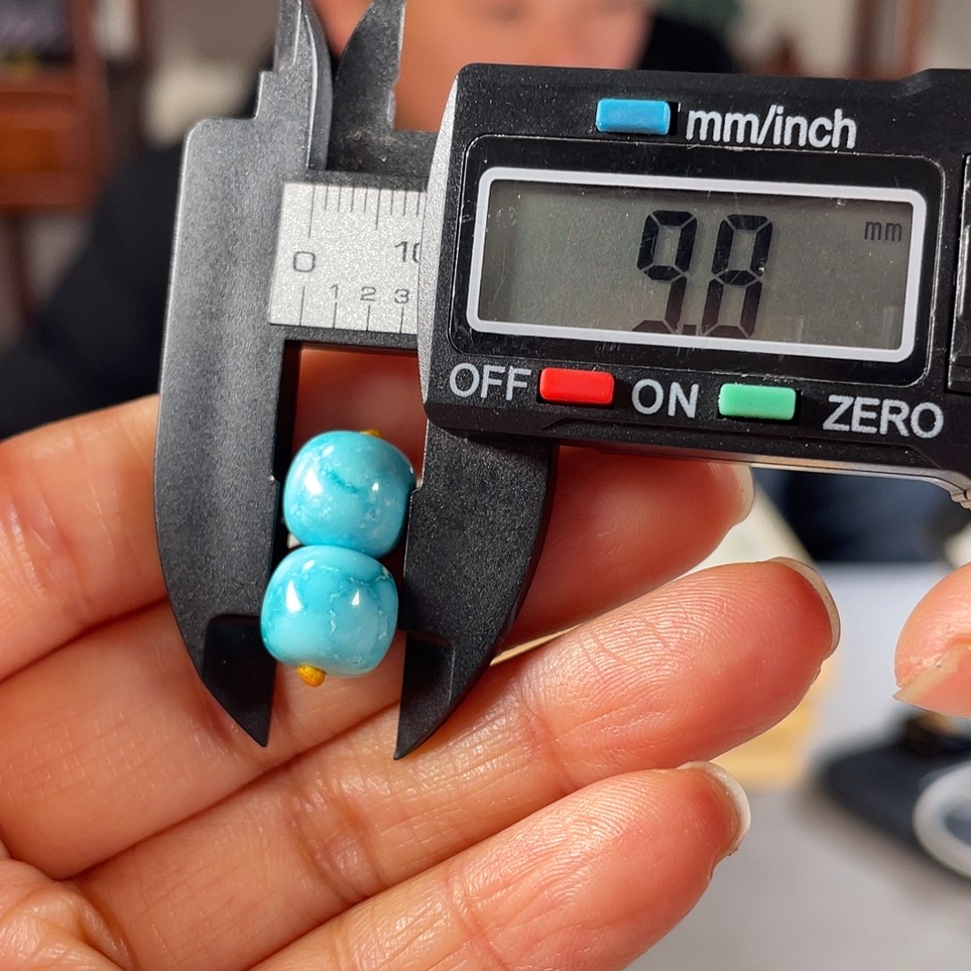 绿松石颈饰未镶嵌