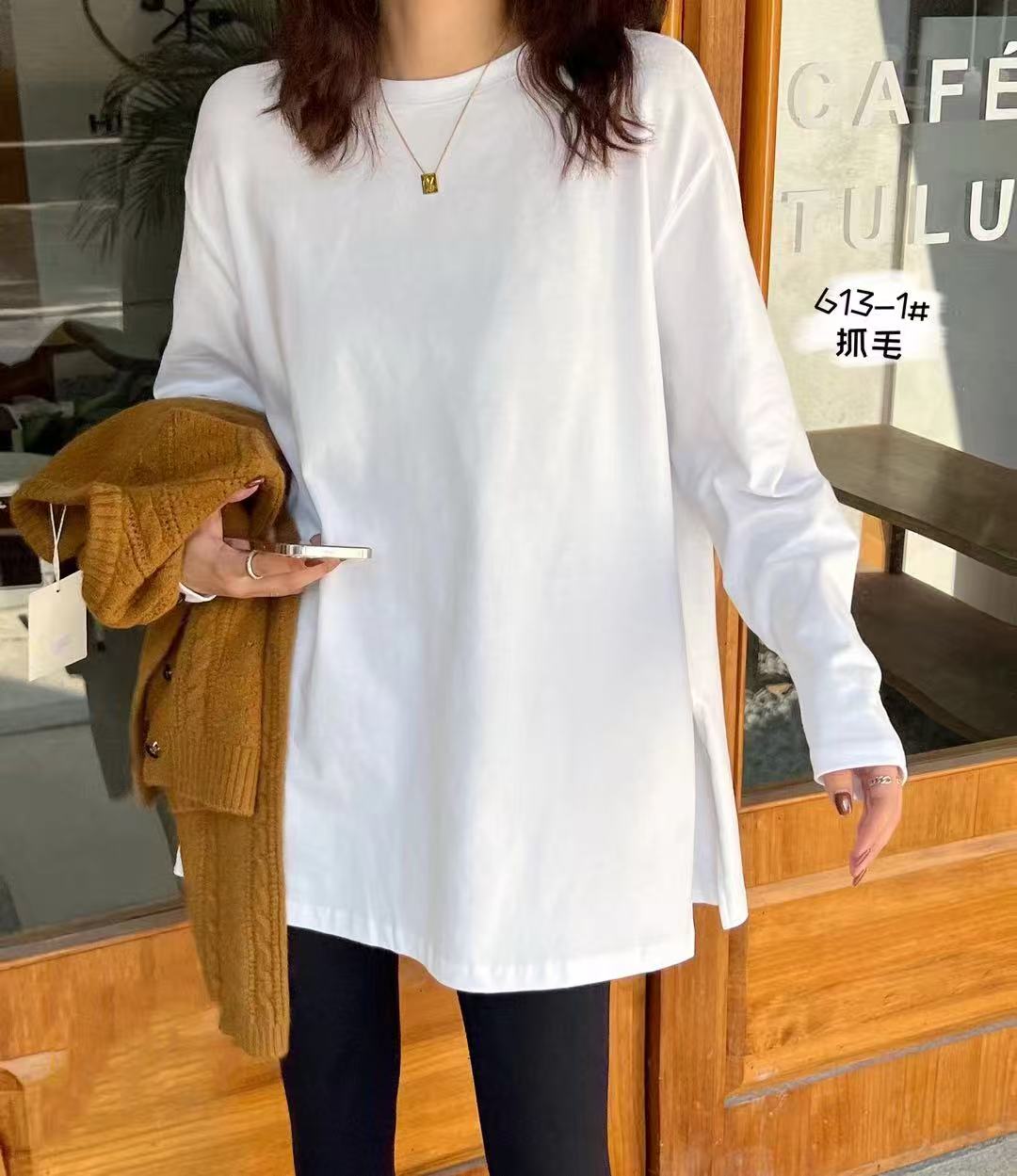 芭莎家12长款抓绒白T恤