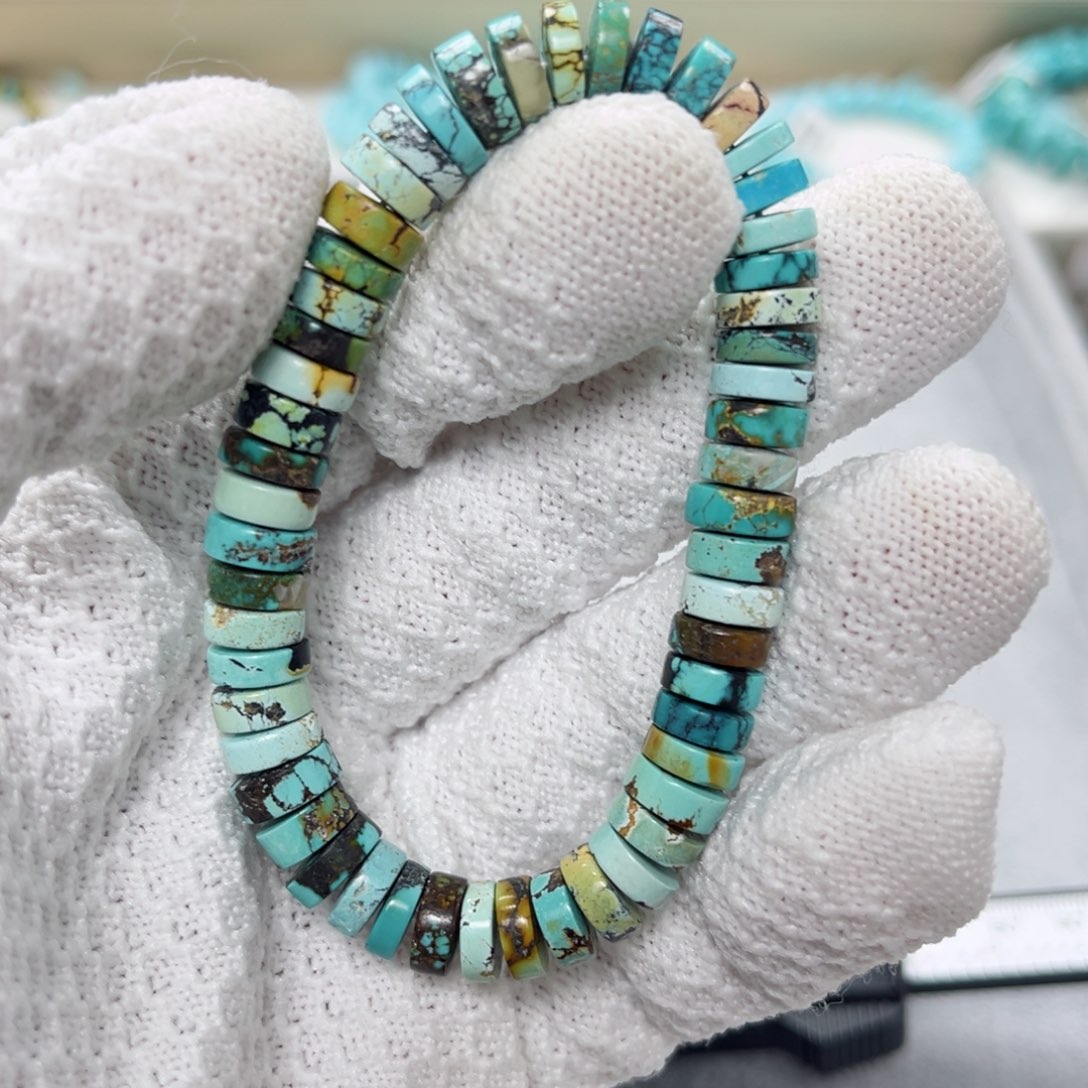 绿松石绿松石未镶嵌