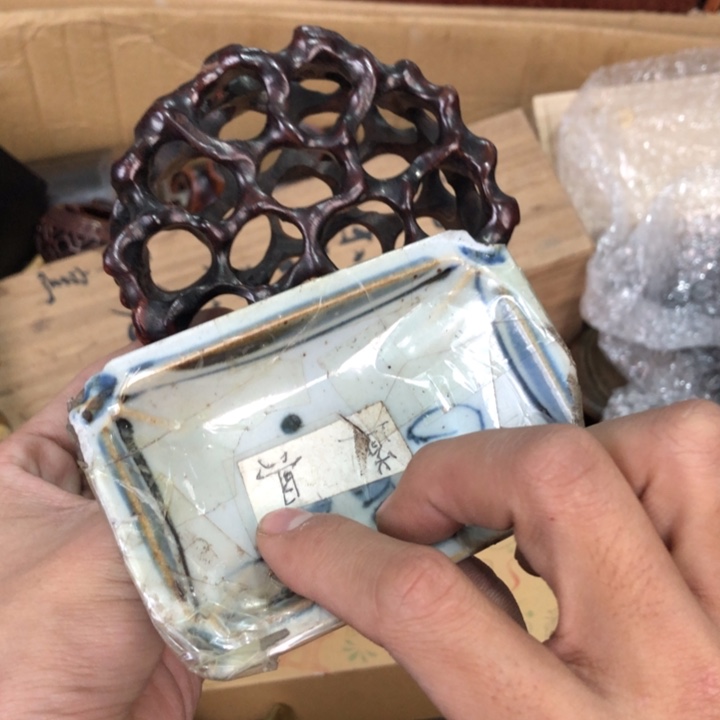 陶瓷孤品单件车里拍