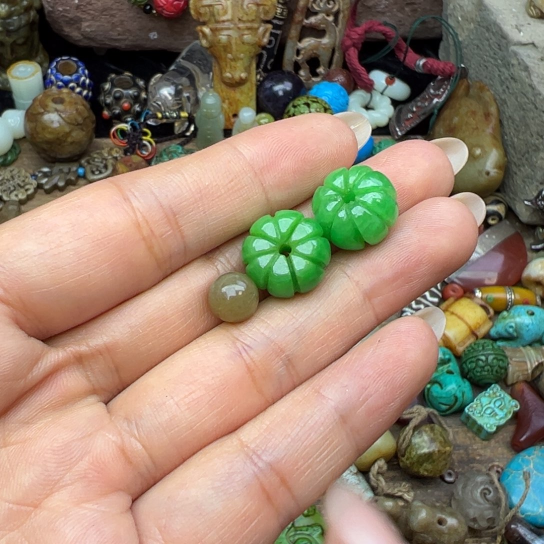 未镶嵌颈饰玛瑙/玉髓拉**匠