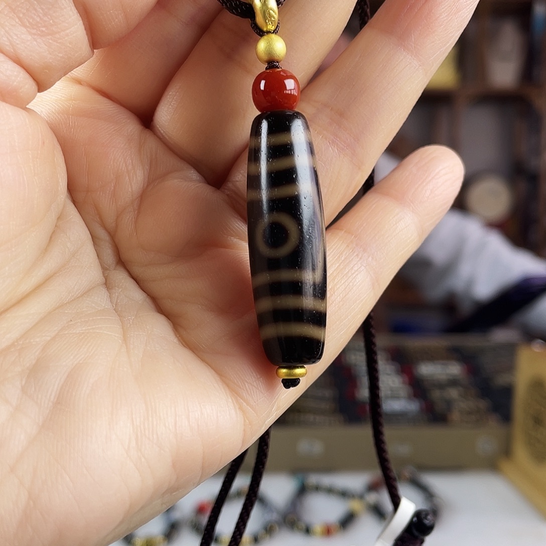 玛瑙/玉髓合金颈饰黑金