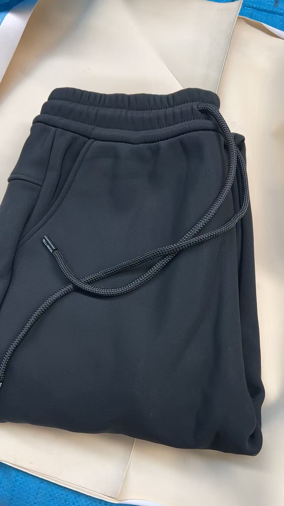 保暖直筒裤高弹防风裤黑色