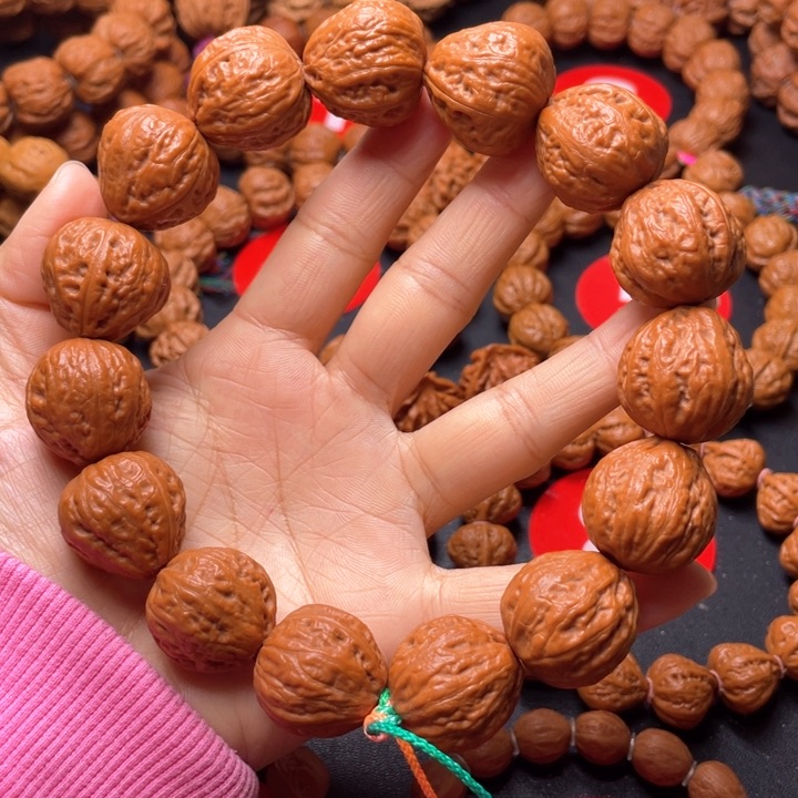 文玩核桃吊坠灯笼