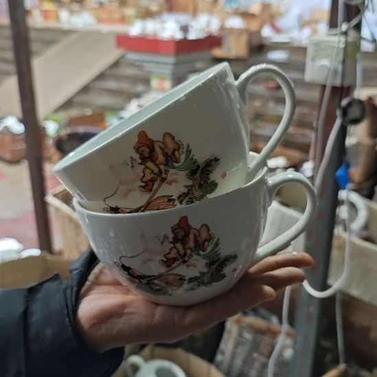 库存微瑕三打白骨精早餐杯两个