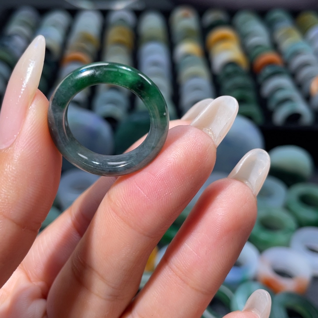 定制翡翠未镶嵌天然翡翠16-17圈