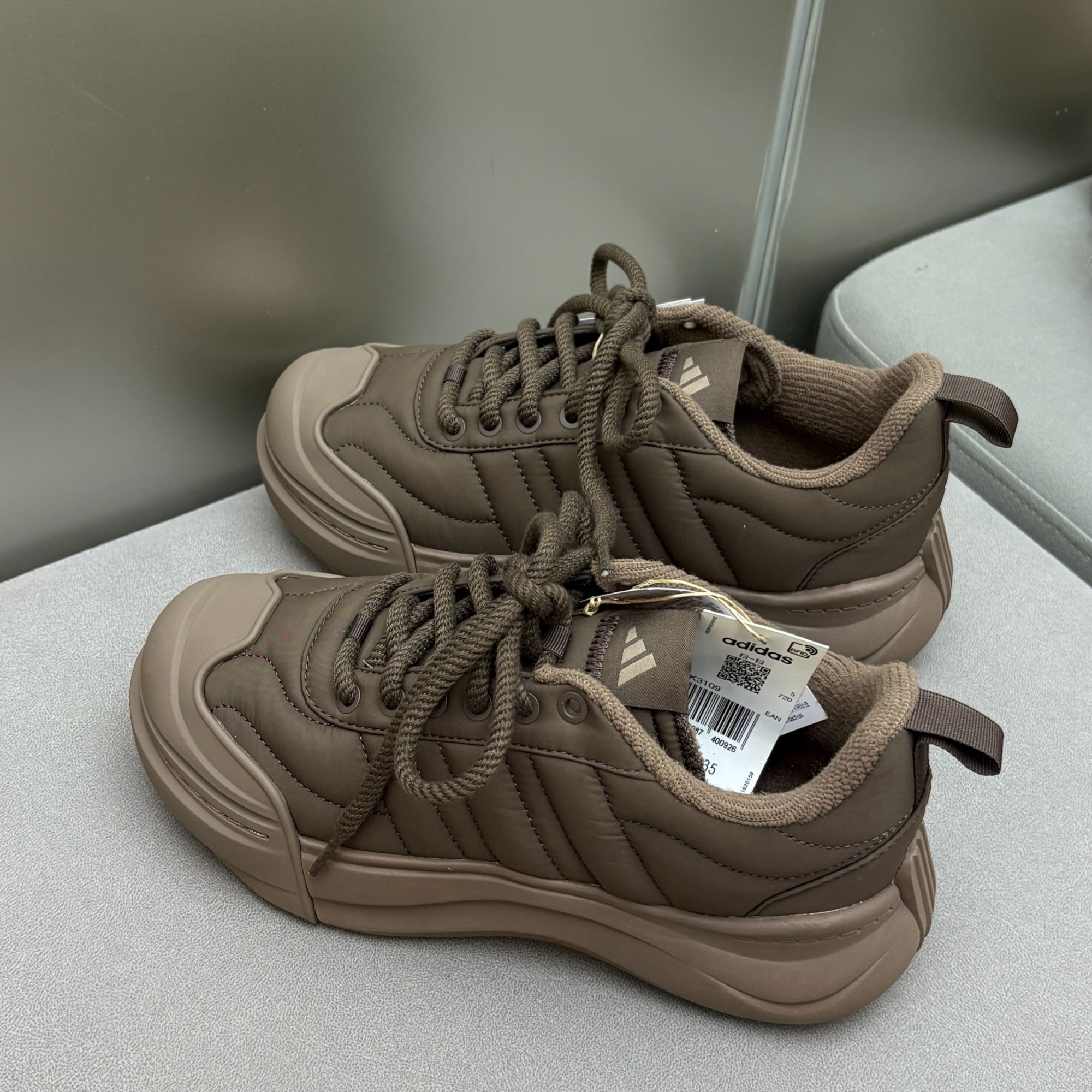 【滔搏联动】Adidas阿迪中性FOS棕色大头鞋双旦礼低帮板鞋KK3109