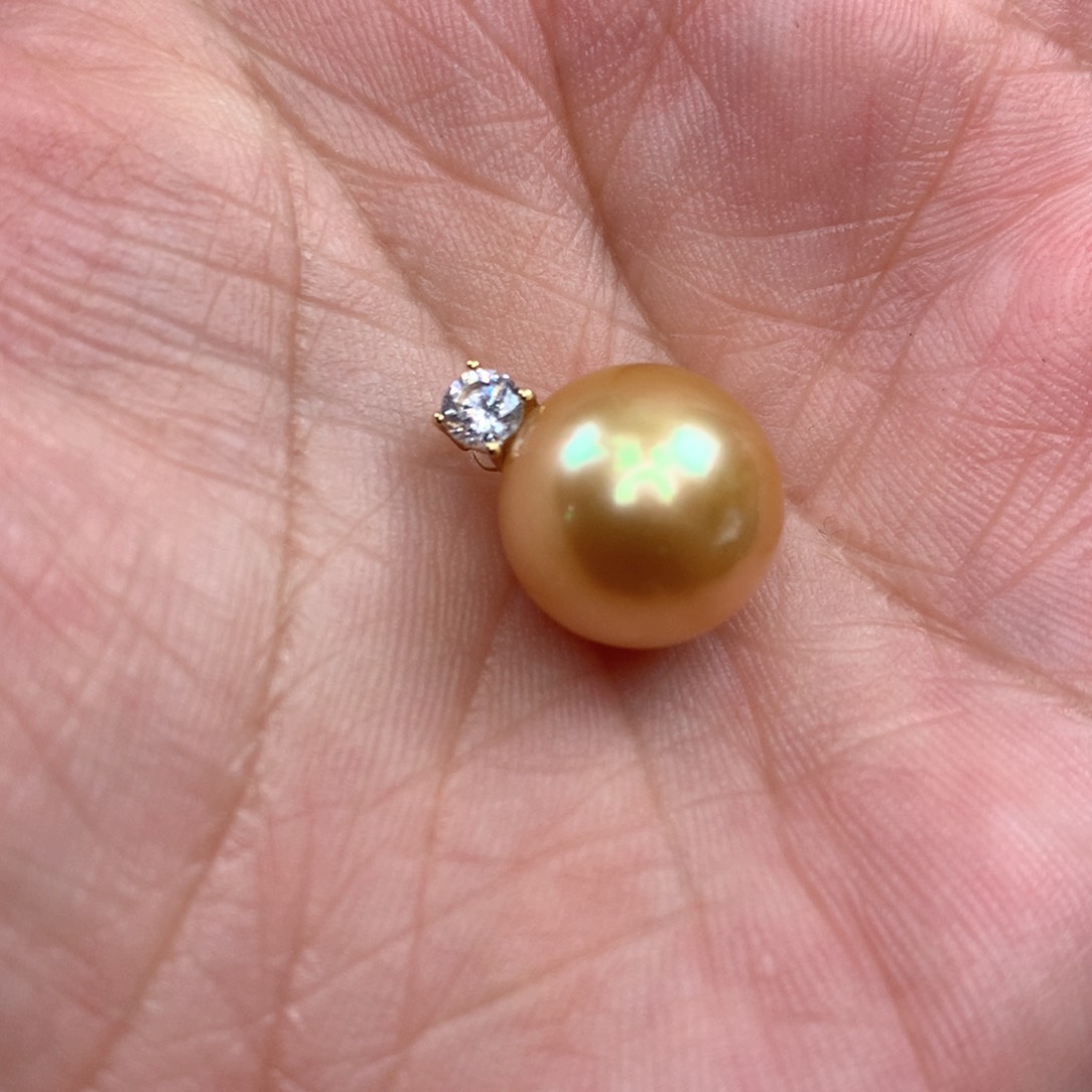 海水珍珠颈饰18K金镶嵌