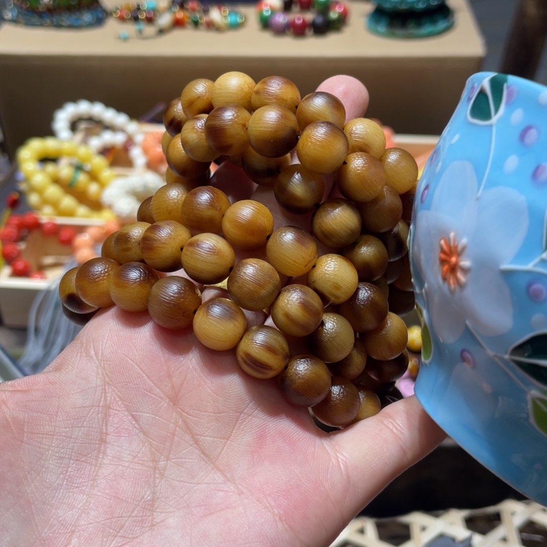 紫砂漏了了一条裤子就 