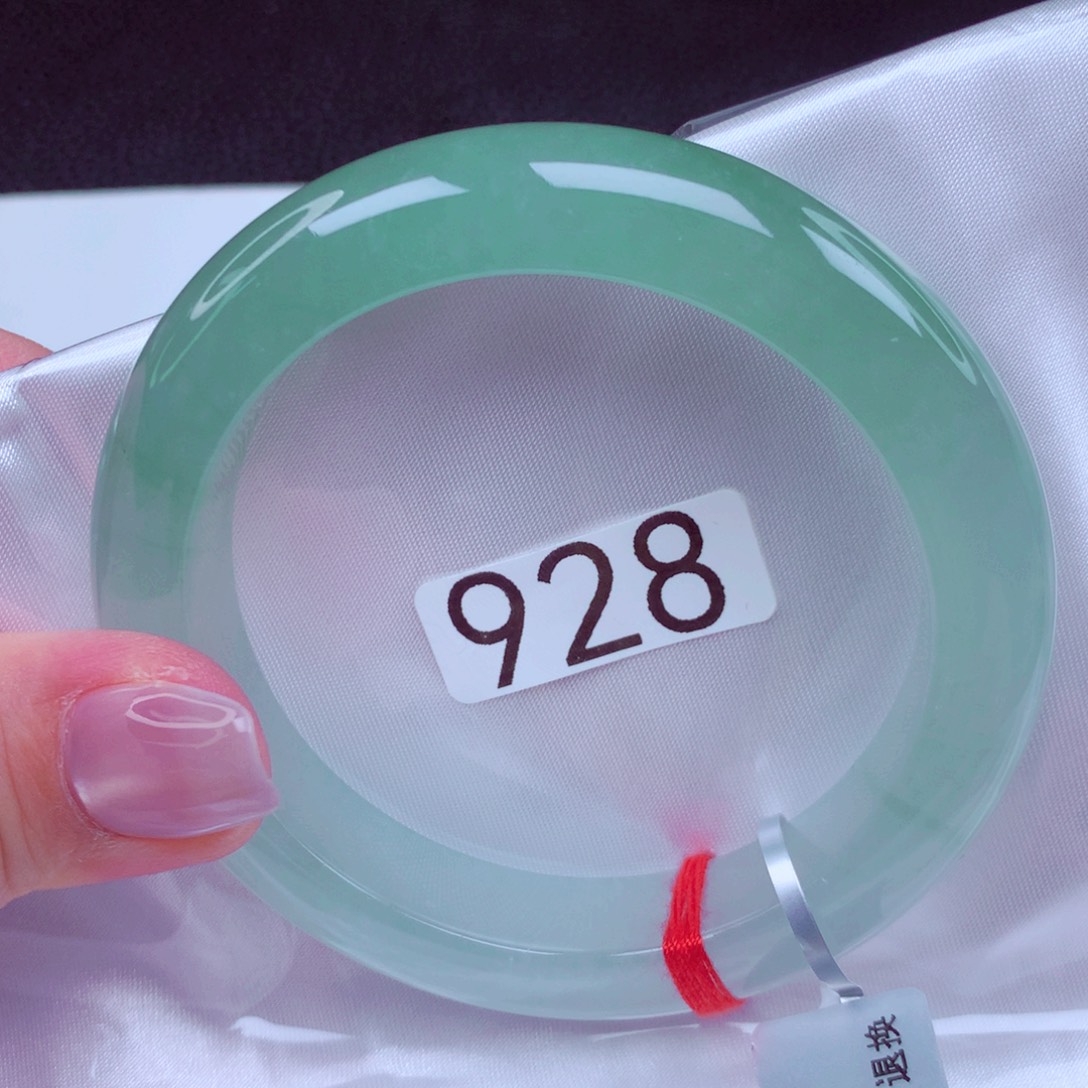 翡翠未镶嵌手镯手镯