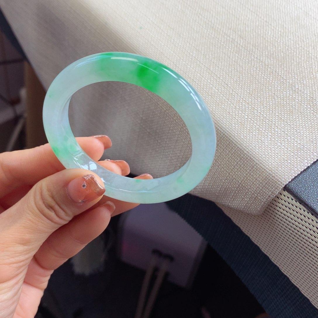 翡翠手镯未镶嵌62号