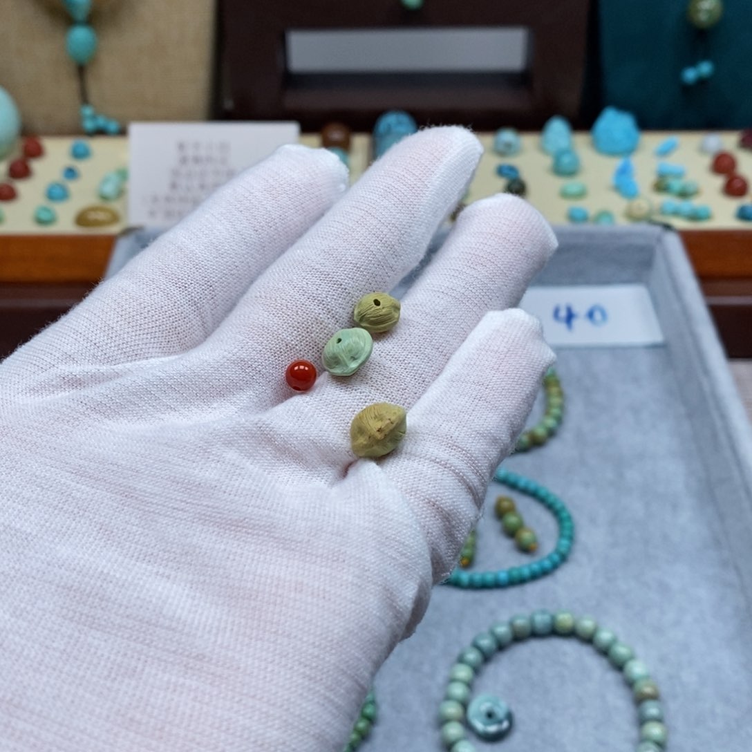 未镶嵌配饰南红玛瑙