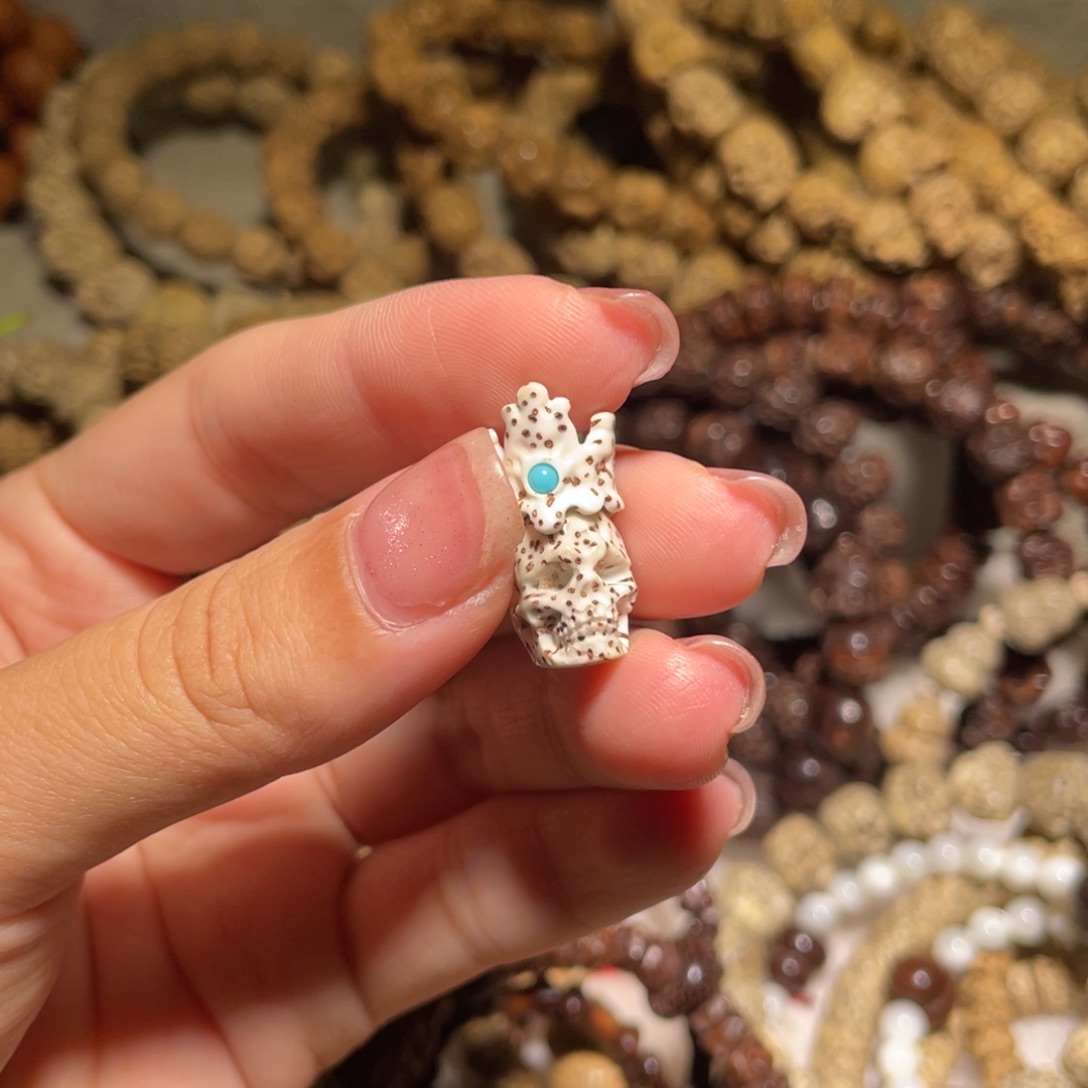 怕***子星月菩提吊坠一物一图皇冠骷髅