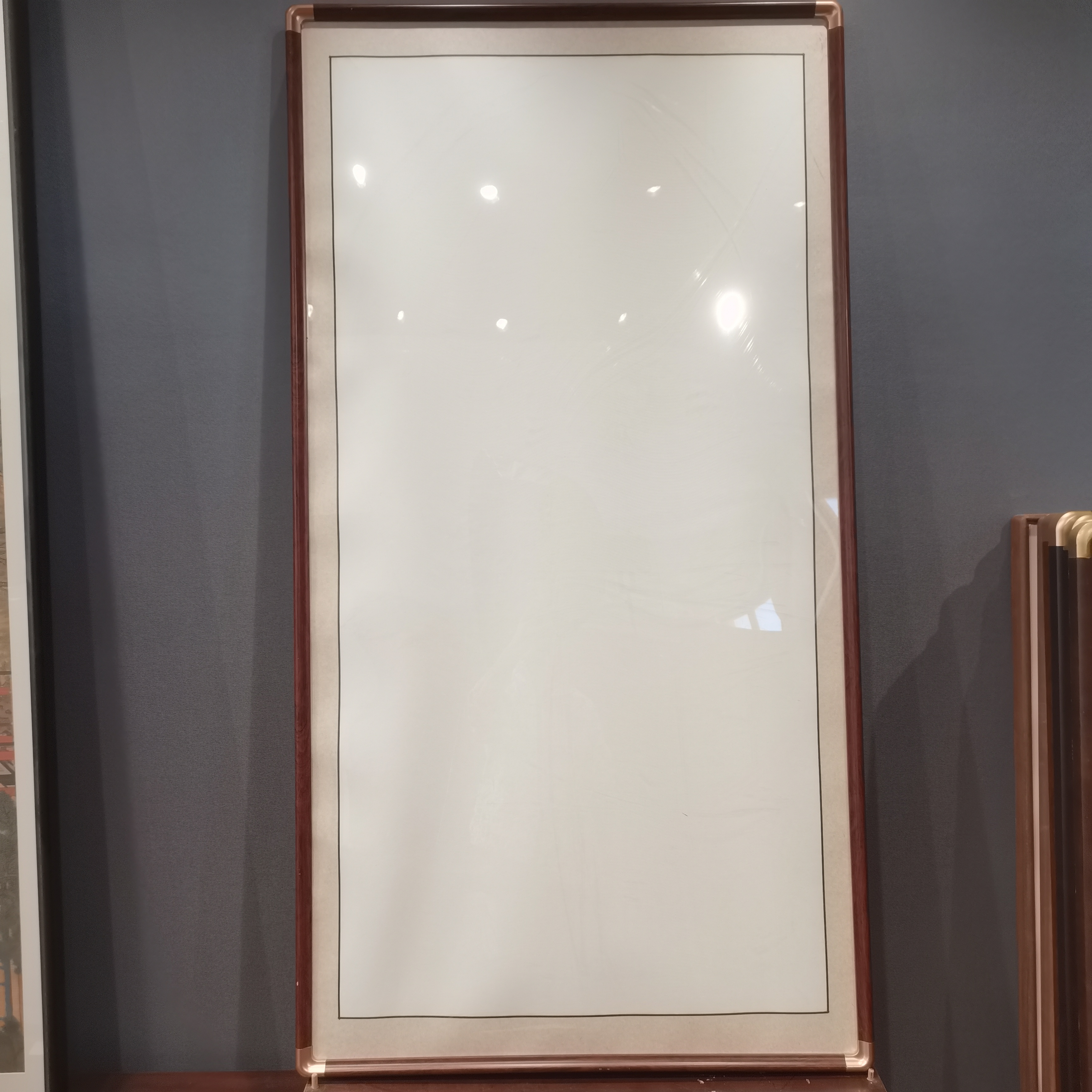 巴花色——78x150展览级4公分仿铜角实木画框【画芯四尺整张】
