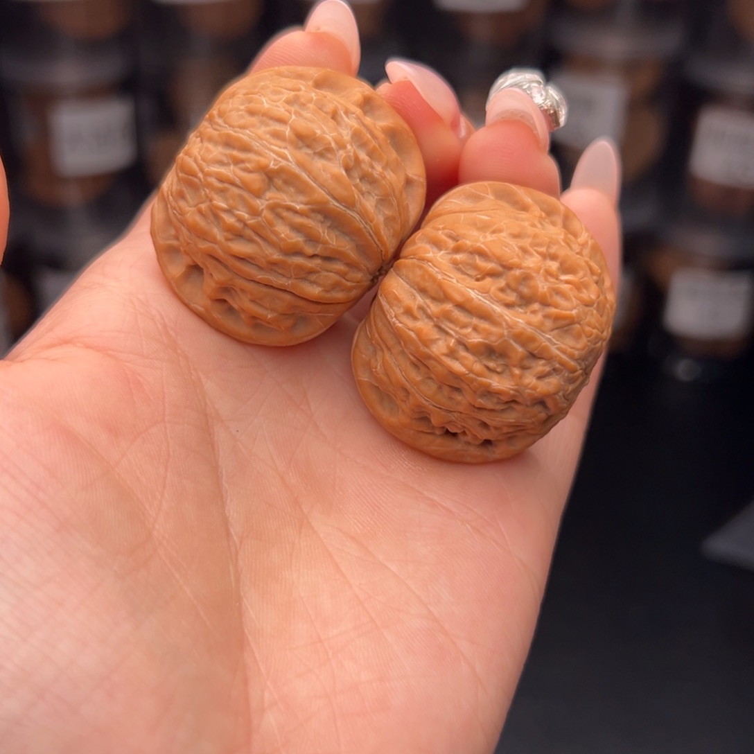 文玩核桃吊坠大***?铁锤