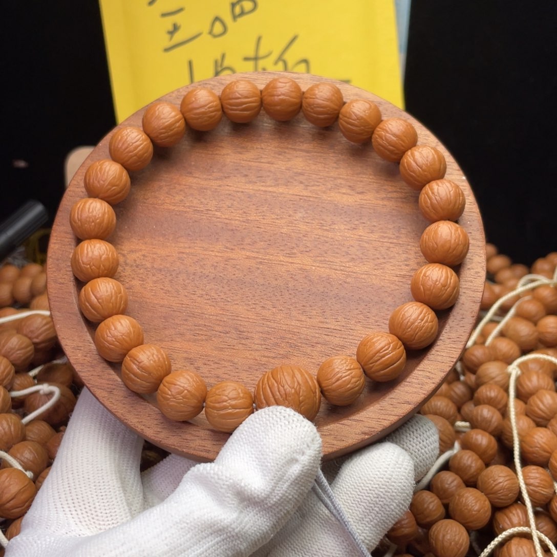 6***6猴头核桃手串聚宝盆