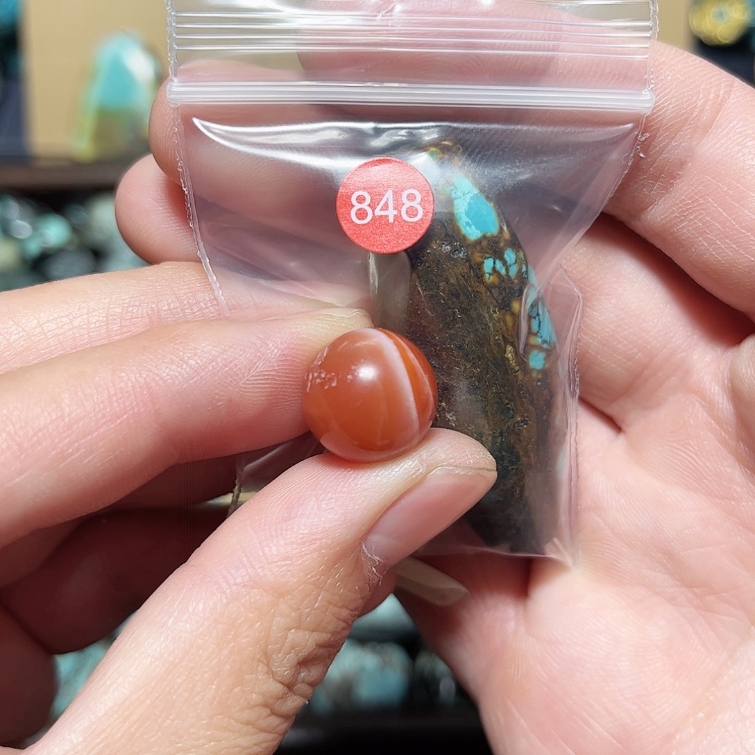 小***杨玛瑙/玉髓未镶嵌圆珠桶珠老型手串！！