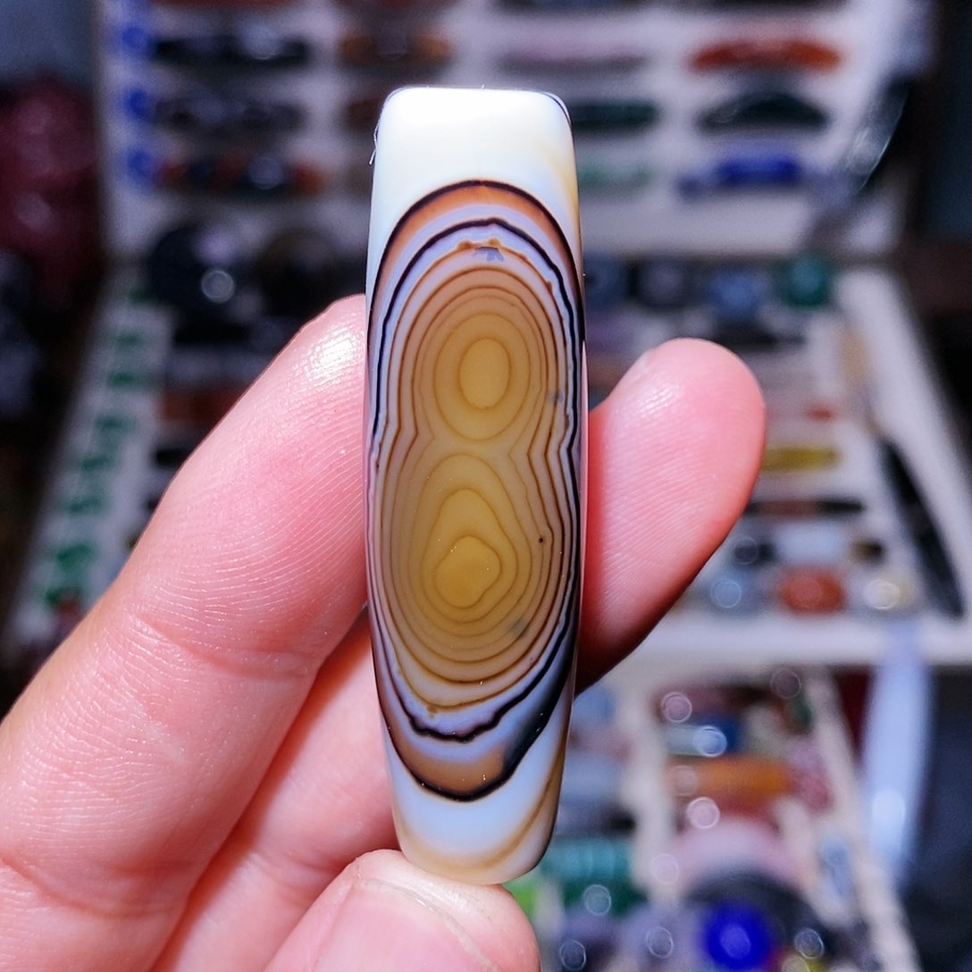 玛瑙吊坠未镶嵌….