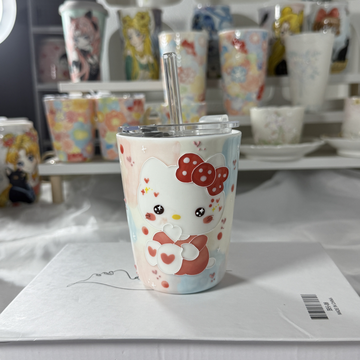 景德镇手绘Hello Kitty随行杯玉泥款