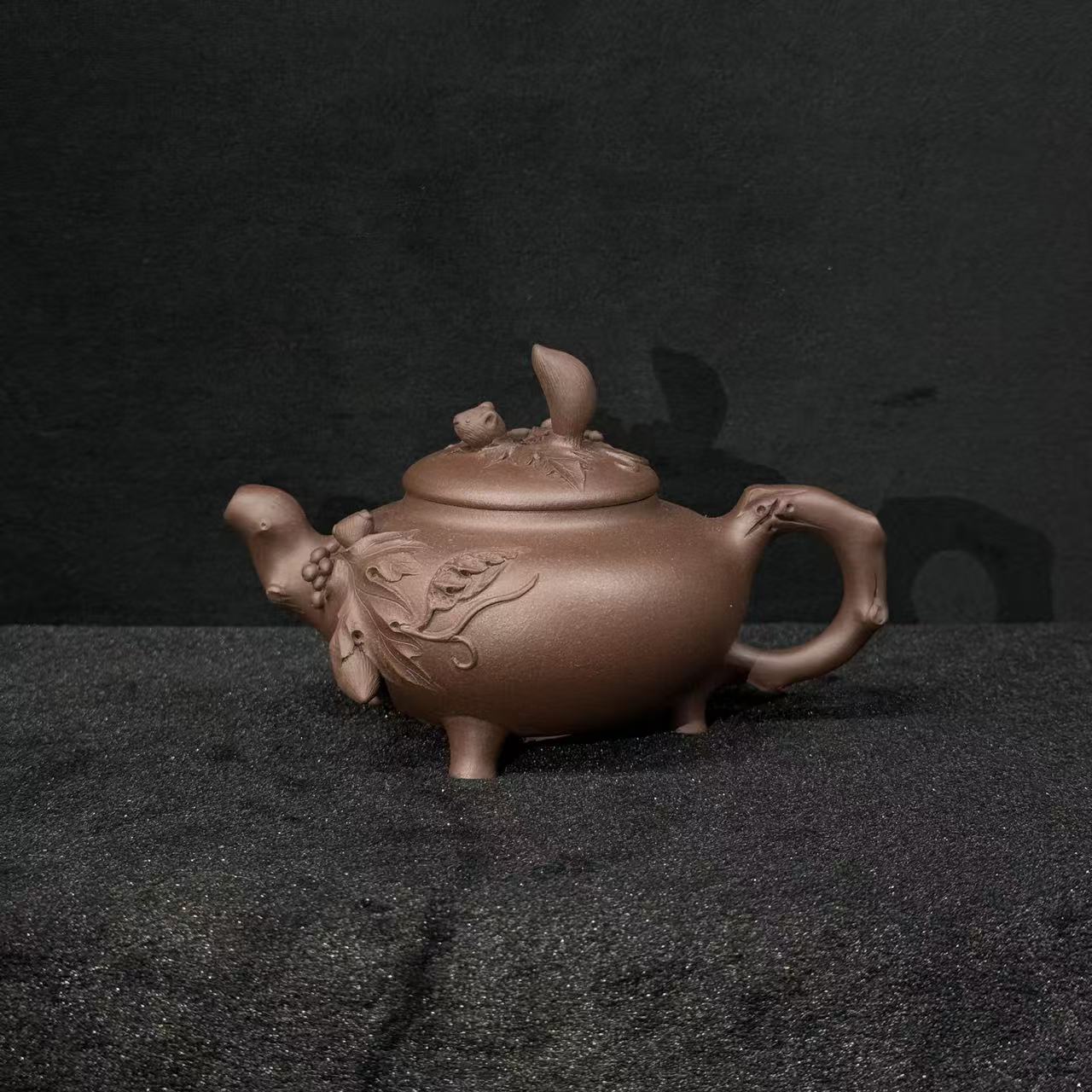 21/H103055/薛锋/紫砂壶田园情/汉棠紫泥