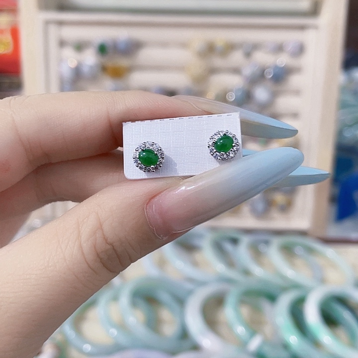 颈饰未镶嵌翡翠天然翡翠A货