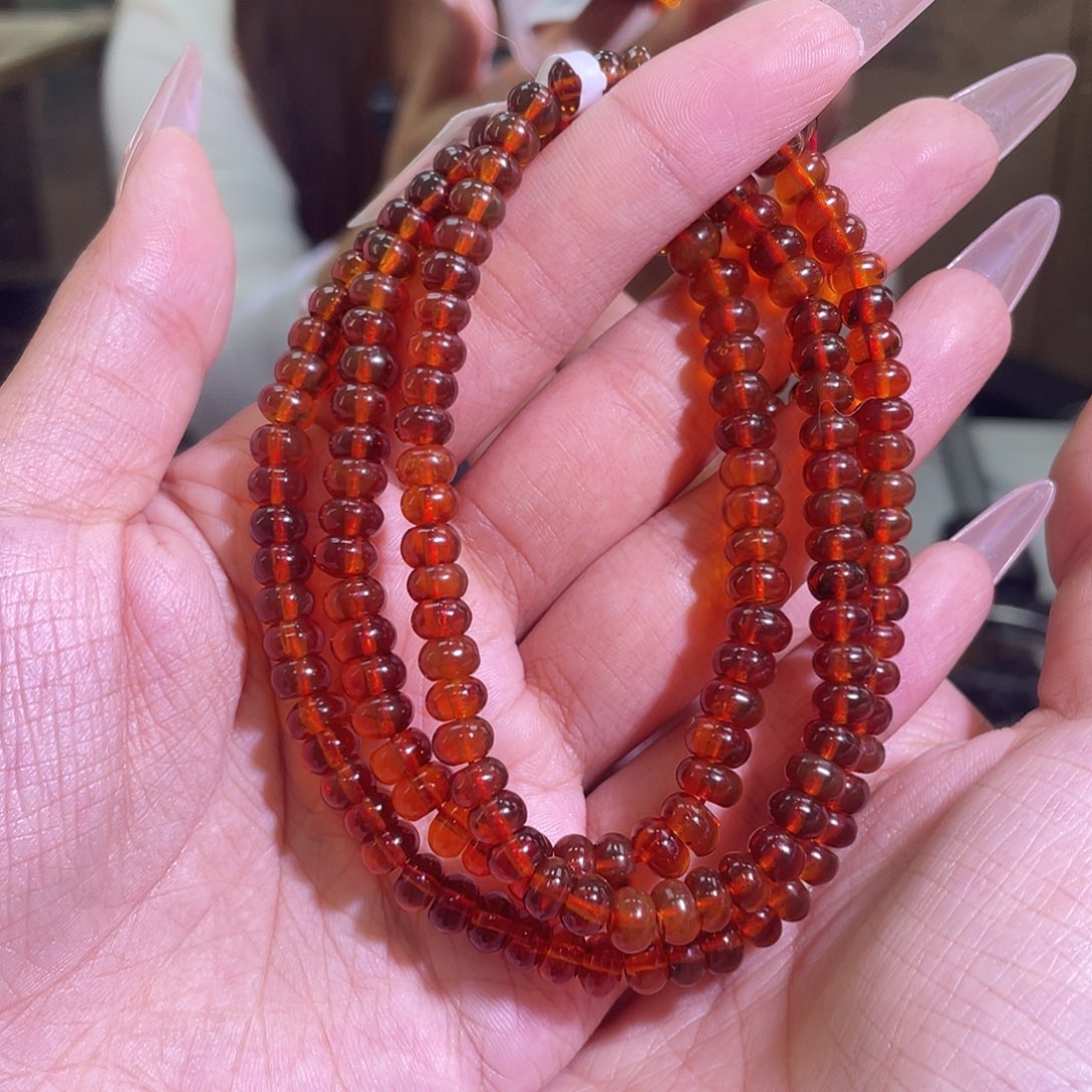 未镶嵌琥珀裸石抚顺琥珀6+高净血王