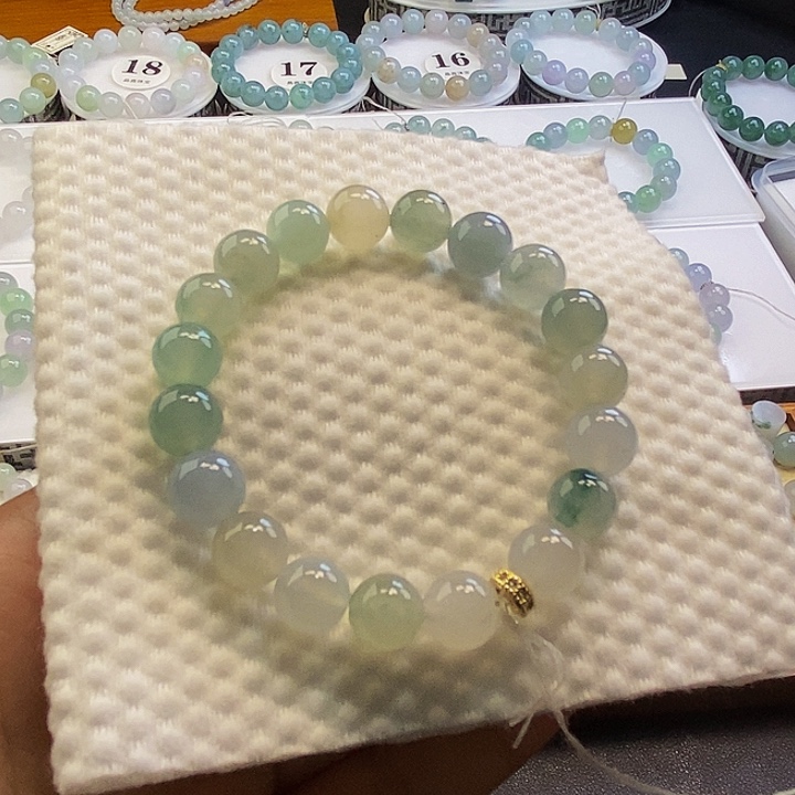 定制翡翠未镶嵌翡翠卡