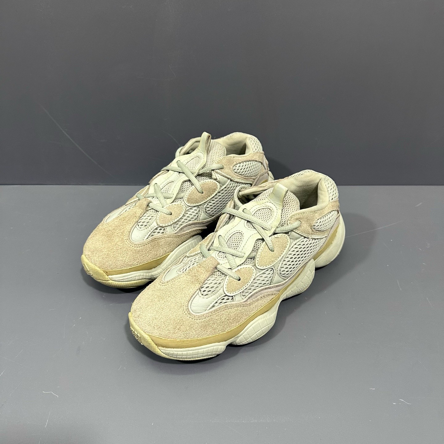 95新 MM6 40码 yeezy500海盐 休闲鞋 秒价 成色还可以