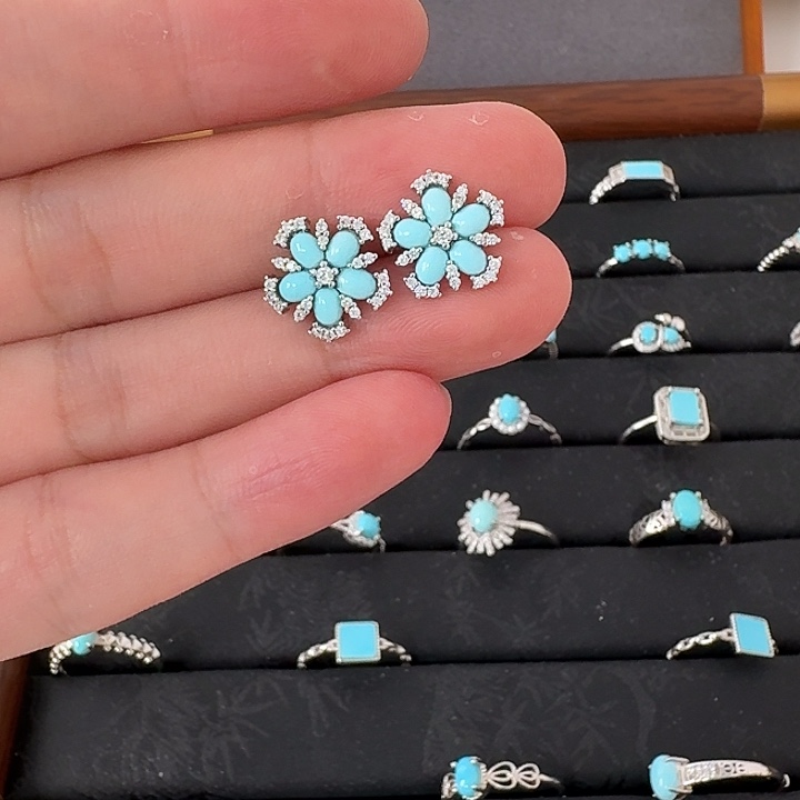 绿松石未镶嵌耳钉