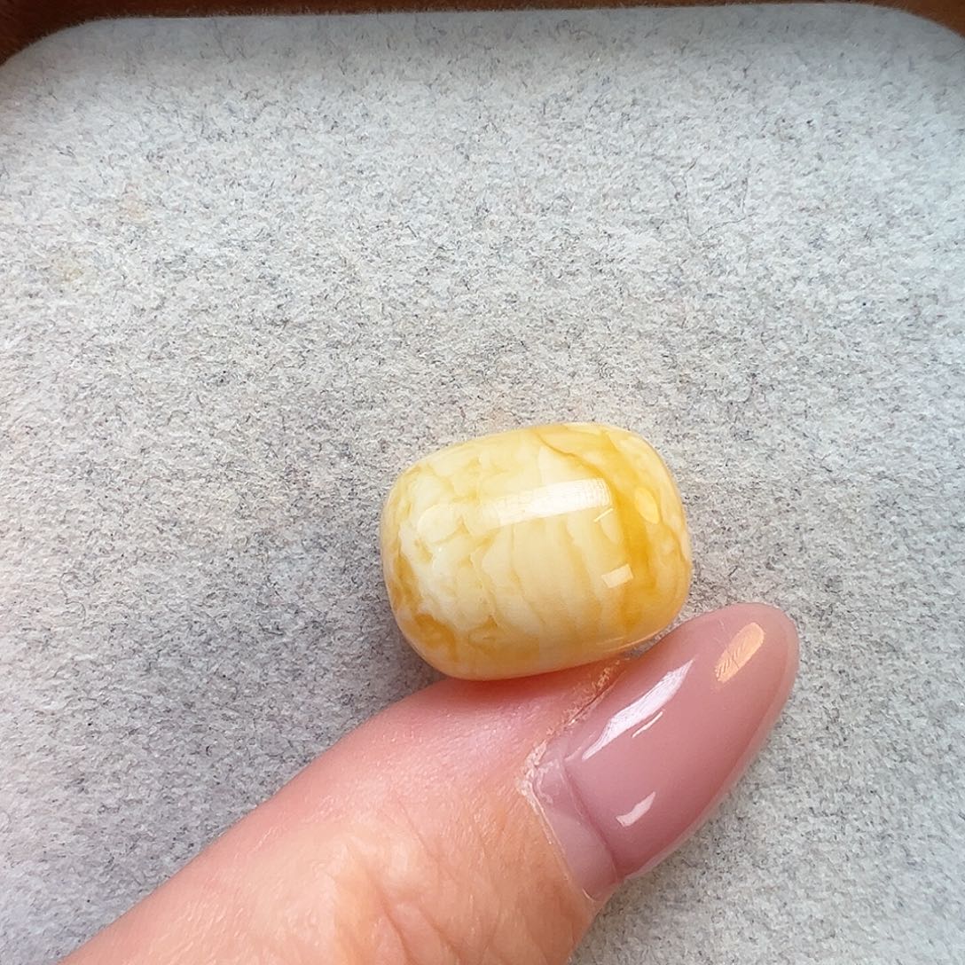 荒***巫琥珀未镶嵌珠宝奇石