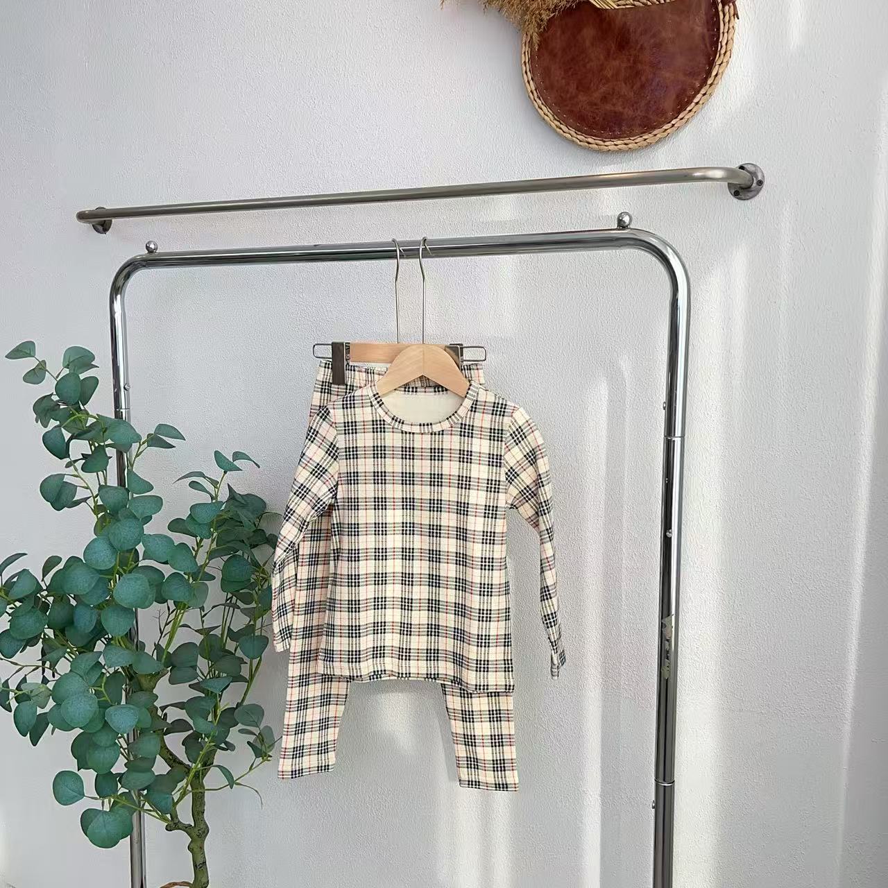 9224韩米灰方块家居服