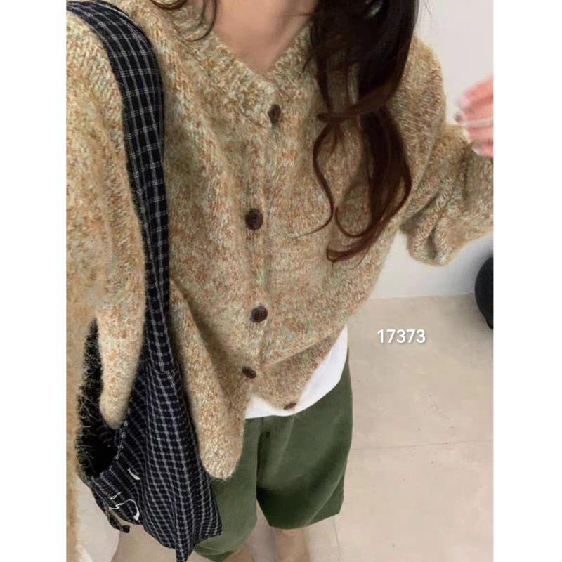 17373 CHUXUN（部无水洗唛介意慎拍)花纱针织长袖开衫