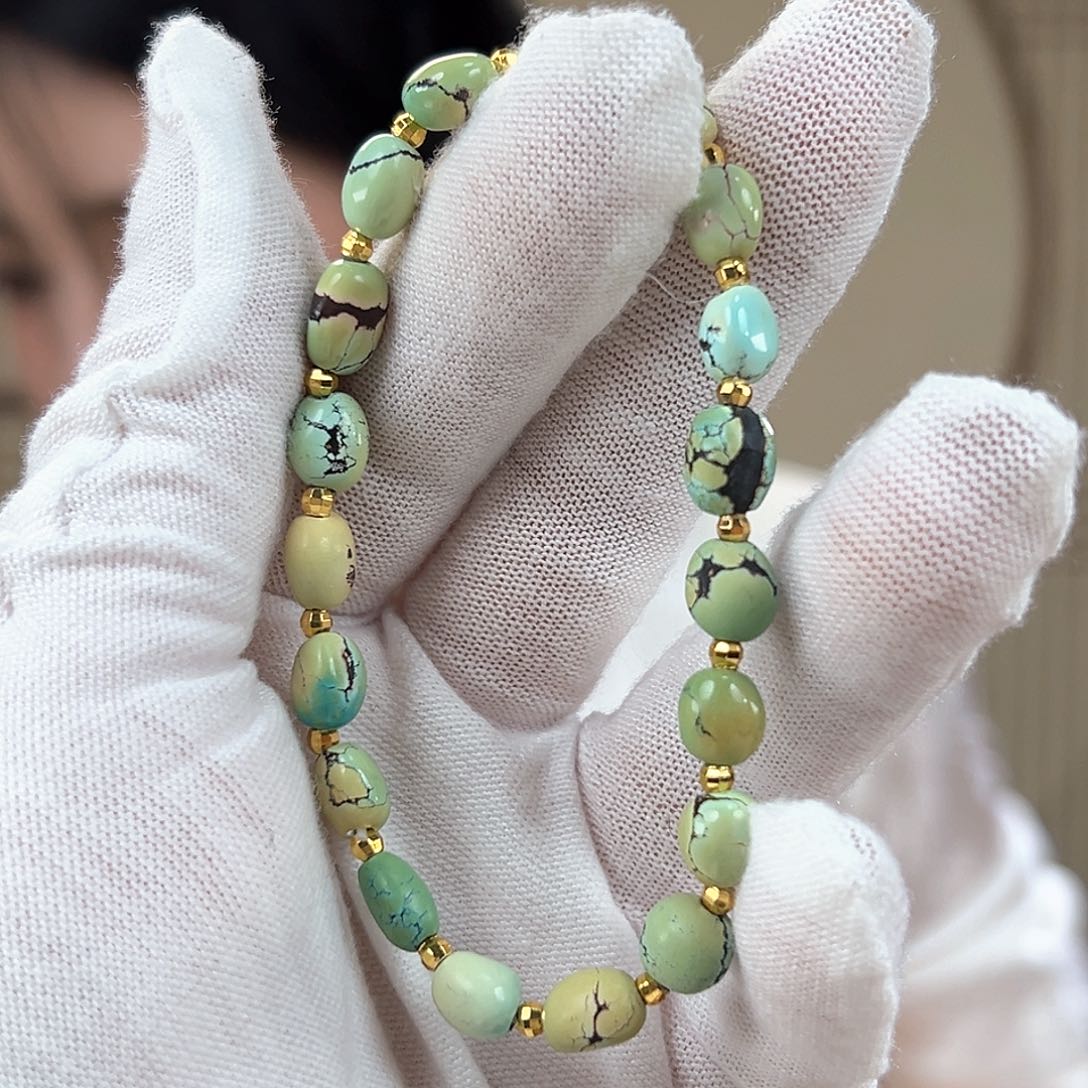 未镶嵌绿松石珠宝奇石