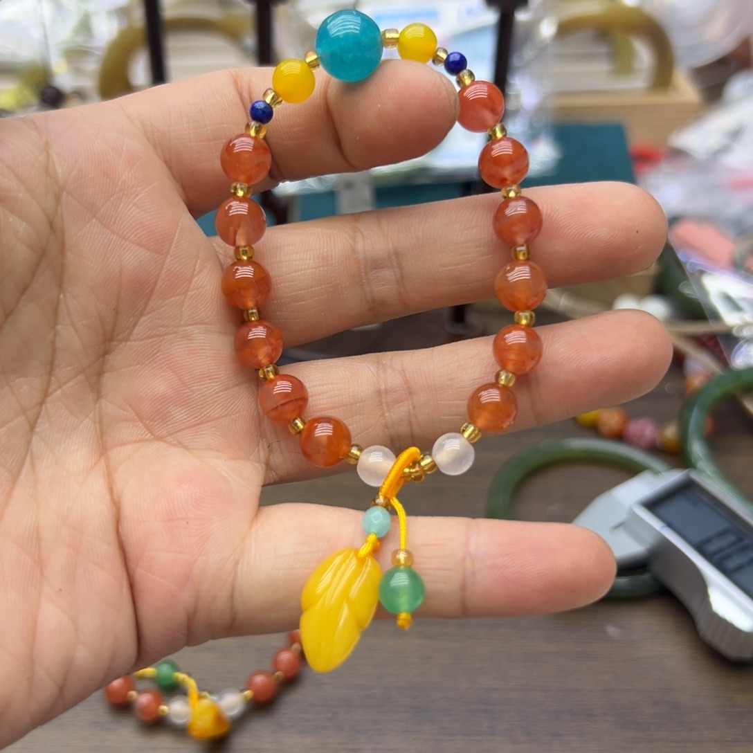 南红玛瑙未镶嵌手链664