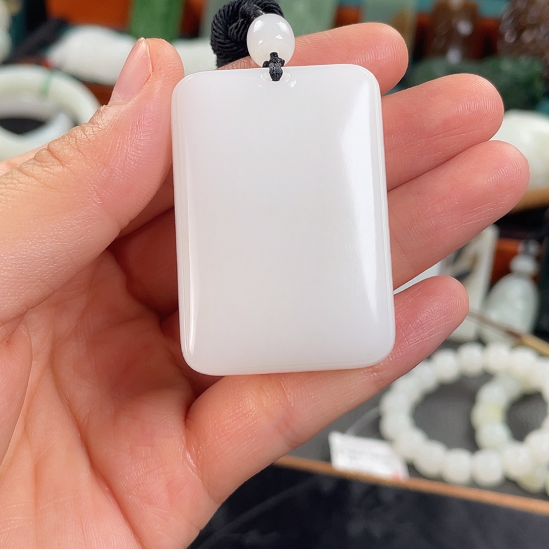 未镶嵌和田玉挂件