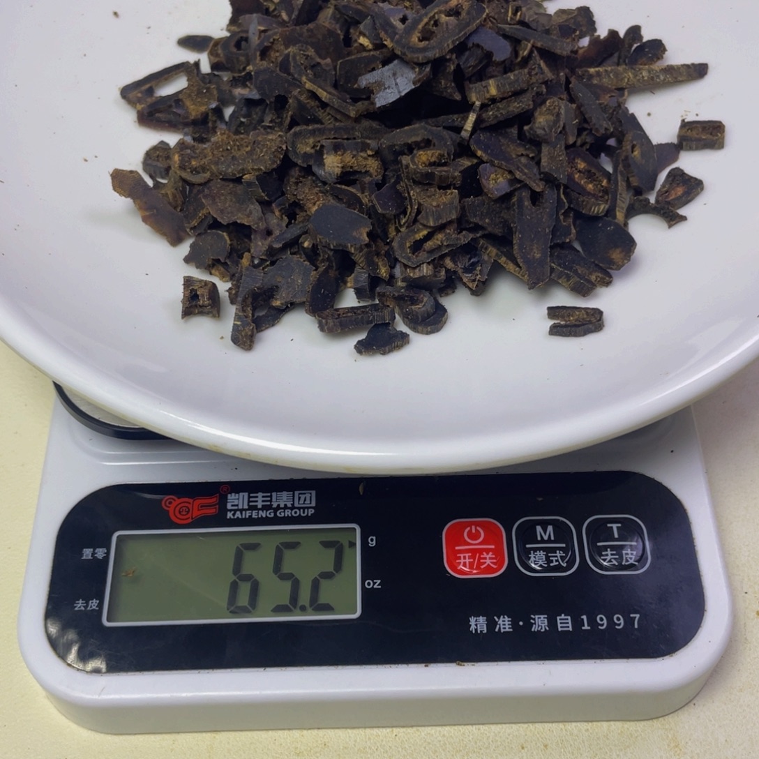 阿***诺沉香碎屑沉香乌油霸65克