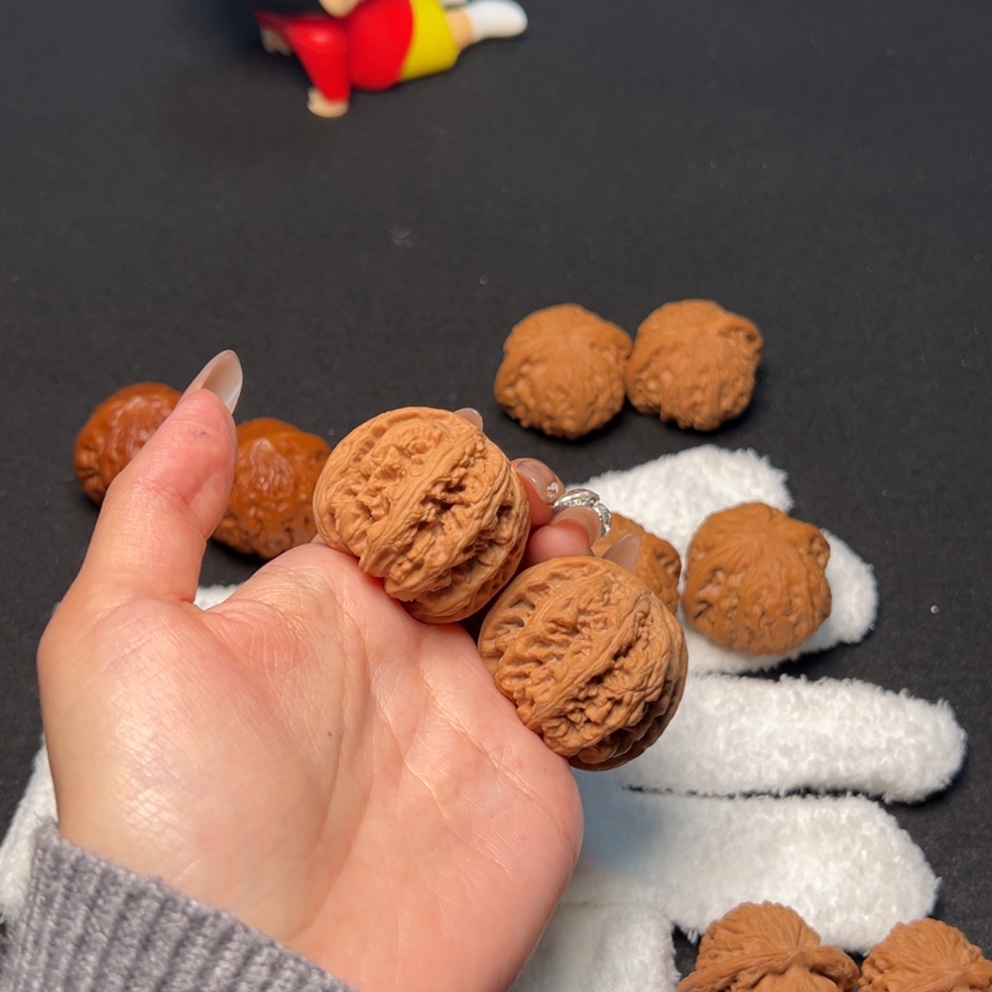 文玩核桃把件H****Y粗筋