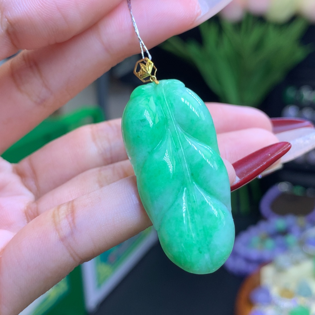 翡翠颈饰18K金镶嵌天然