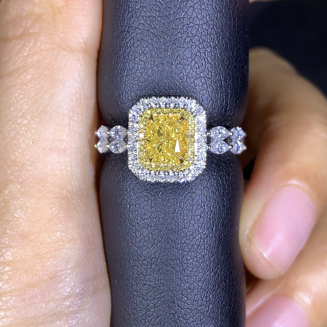 18k金黄钻戒指设计款GIA