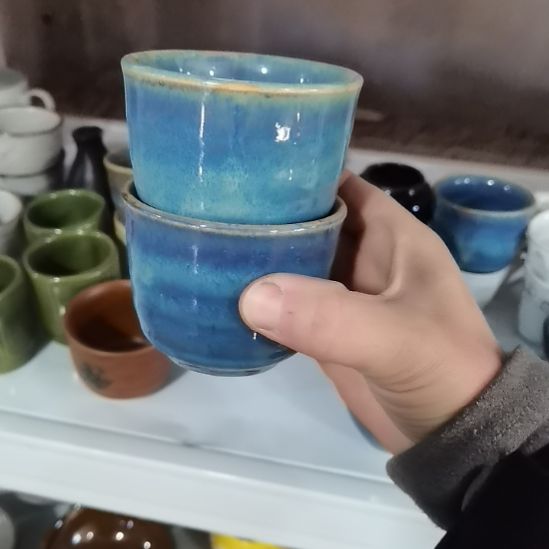 期***间瓷器微瑕不退不换2个
