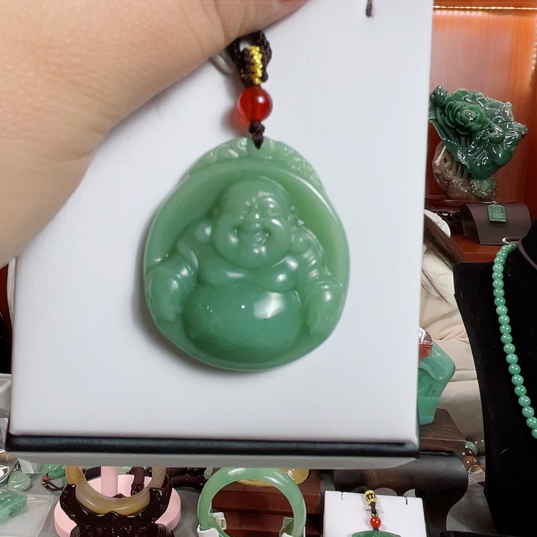 石英质玉颈饰未镶嵌