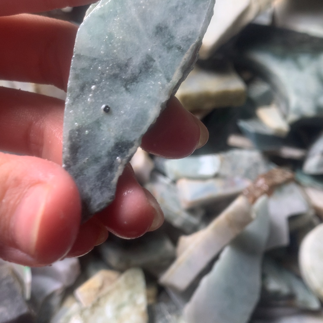 翡翠颈饰未镶嵌缅甸翡翠