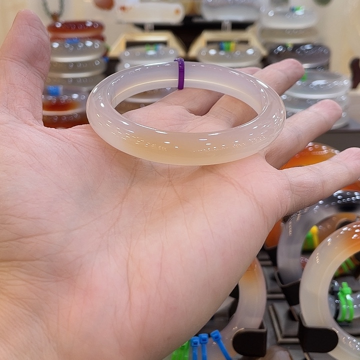 玛瑙/玉髓未镶嵌手镯3