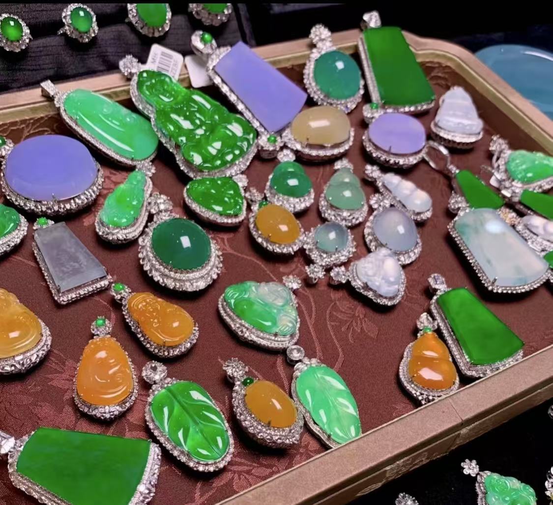 翡翠多样款式含佛公福豆叶子平安扣