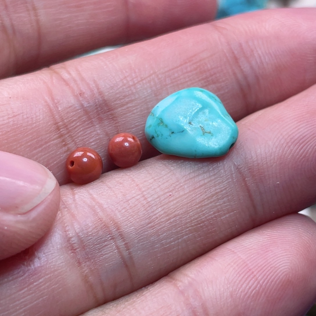 南红玛瑙配饰未镶嵌