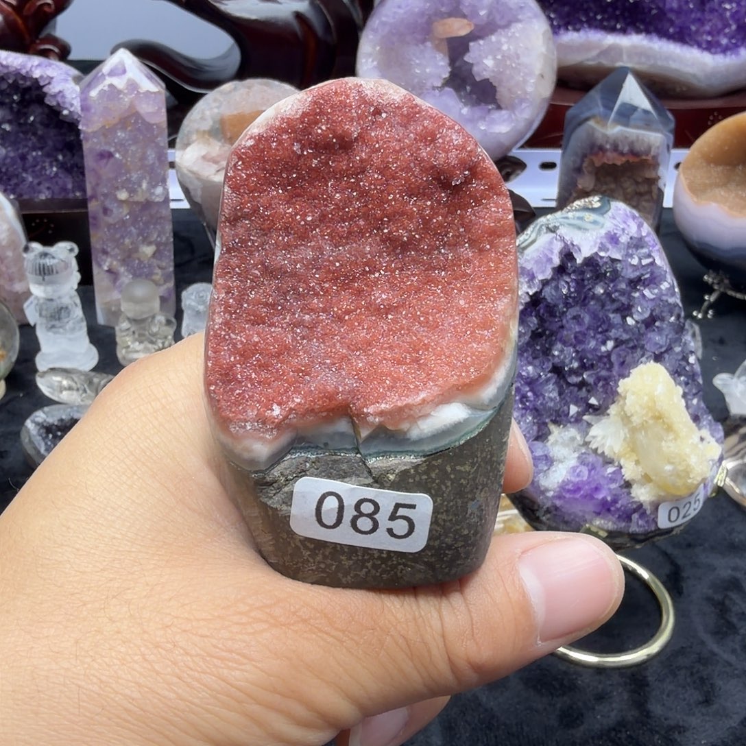 未镶嵌水晶珠宝半成品