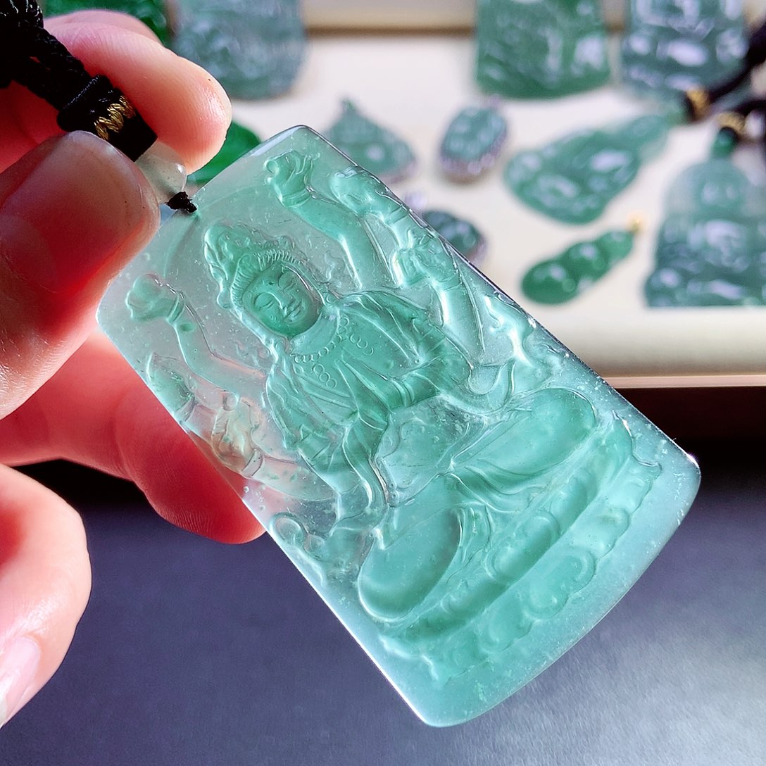 【闪购商品】翡翠颈饰未镶嵌晨*天然