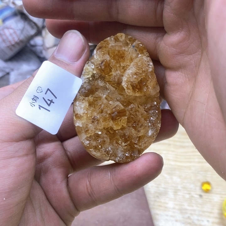 未镶嵌水晶大型摆件（非配饰）
